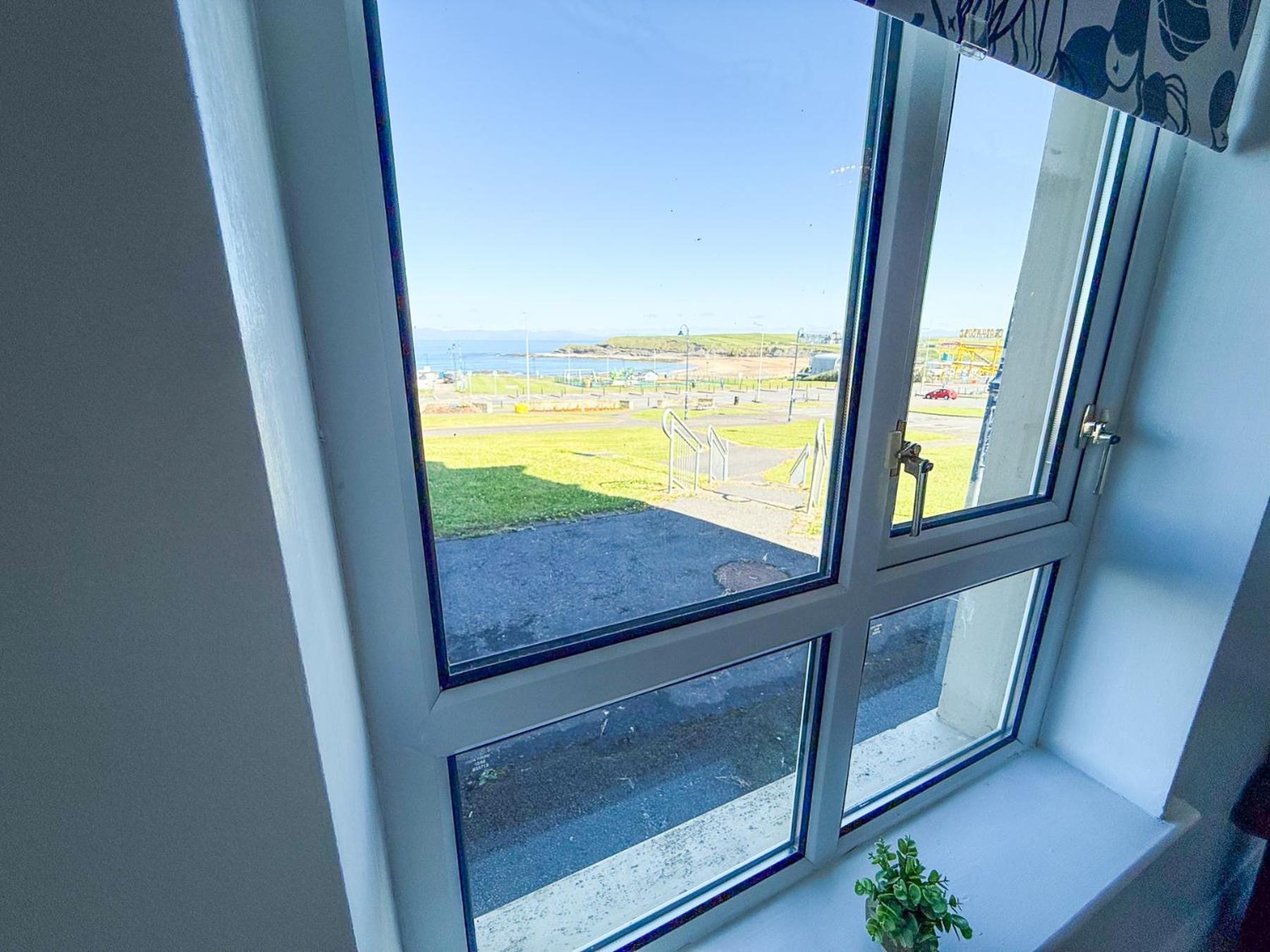 Peak View Apartment Main Beach บันโดแรน ภายนอก รูปภาพ